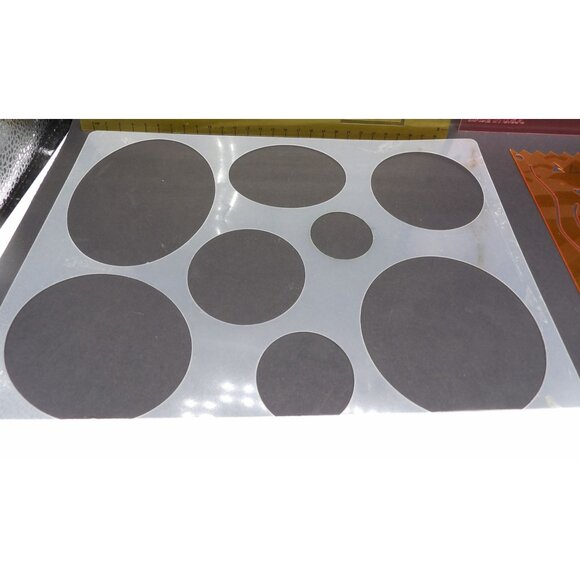 Shapes, Borders and More Stencils Set of 4 Creative Memories, C-Thru Templates - Picture 5 of 6